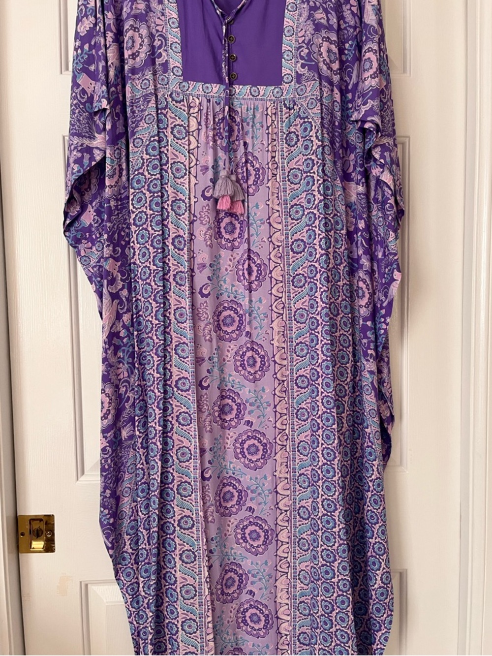 Spell Sannah Maxi Caftan/Gown, size M, Lavender - Picture 3 of 6